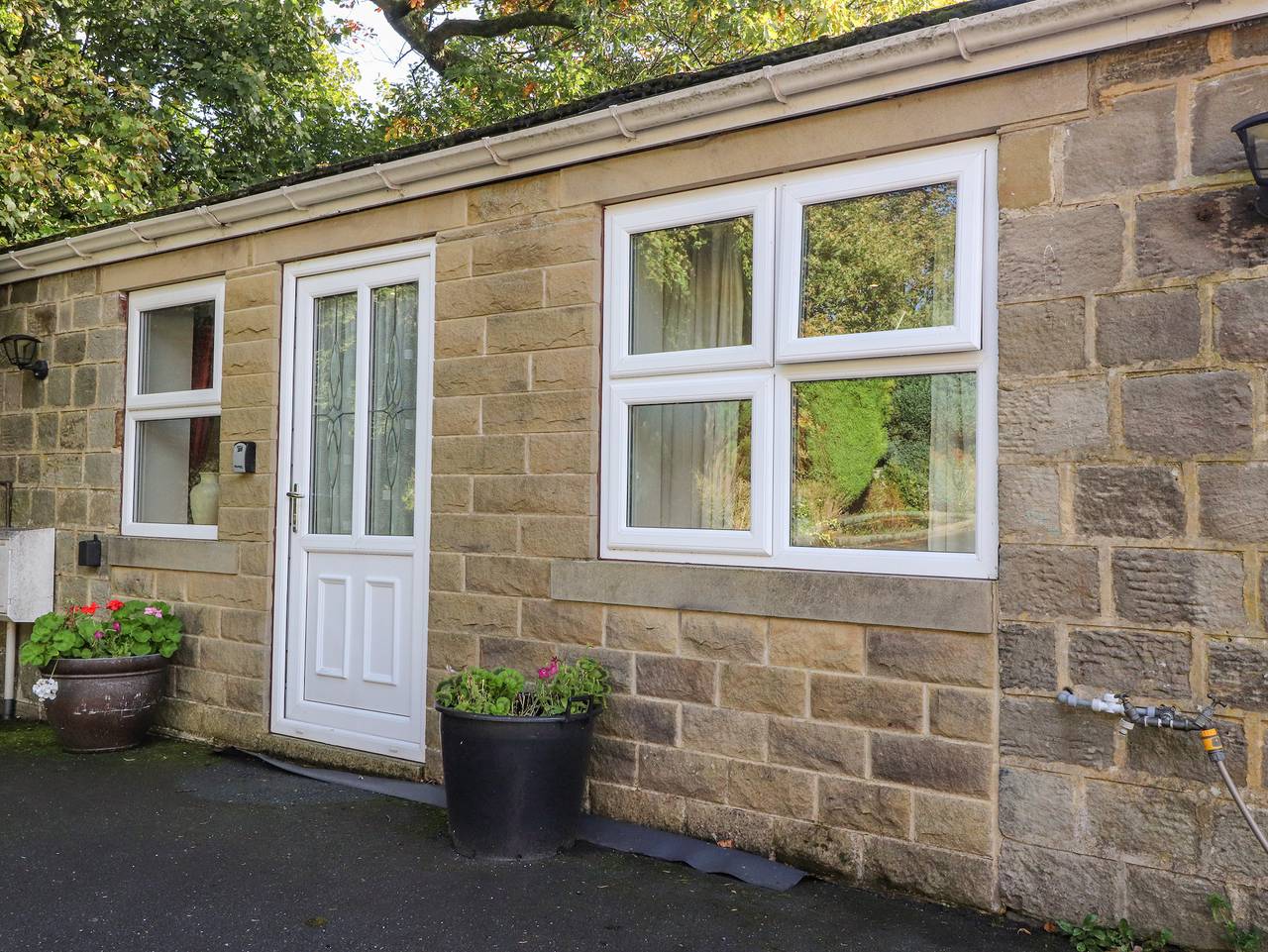 Log Cabin for 2 People in West Yorkshire, Yorkshire