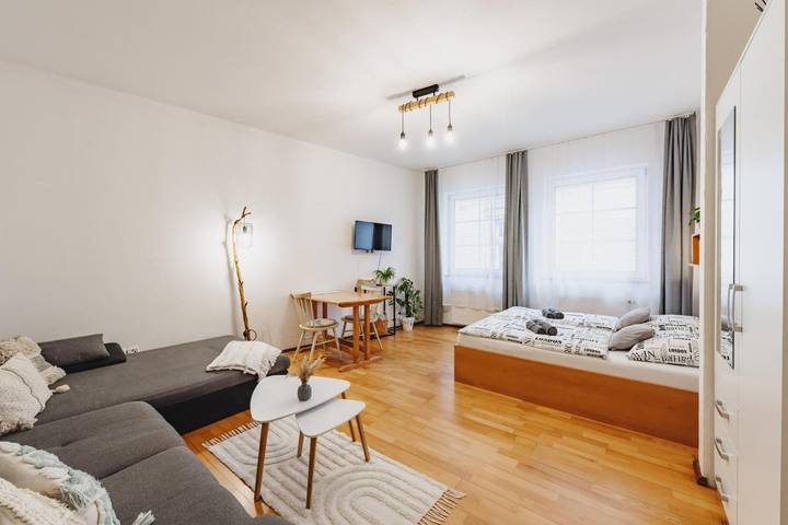 Gîte pour 4 personnes, avec terrasse et vue à Tábor - 2