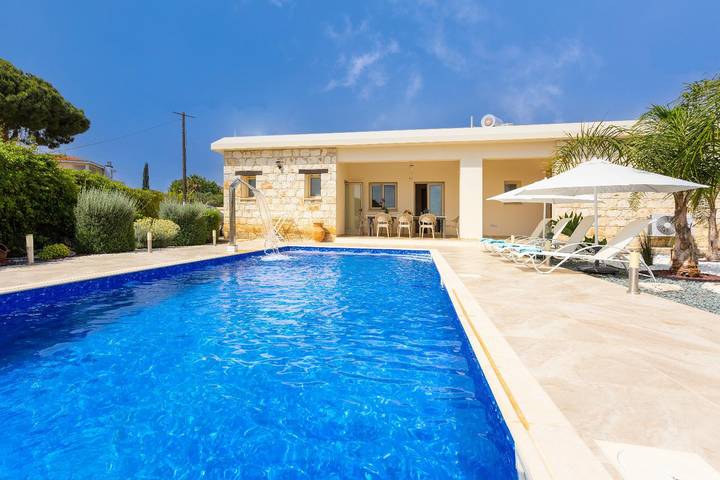 Villa für 8 Personen mit Terrasse in Südzypern