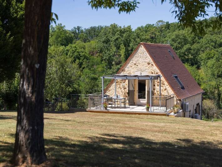 Casa de vacaciones para 4 personas, con piscina además de terraza y jardín - 1