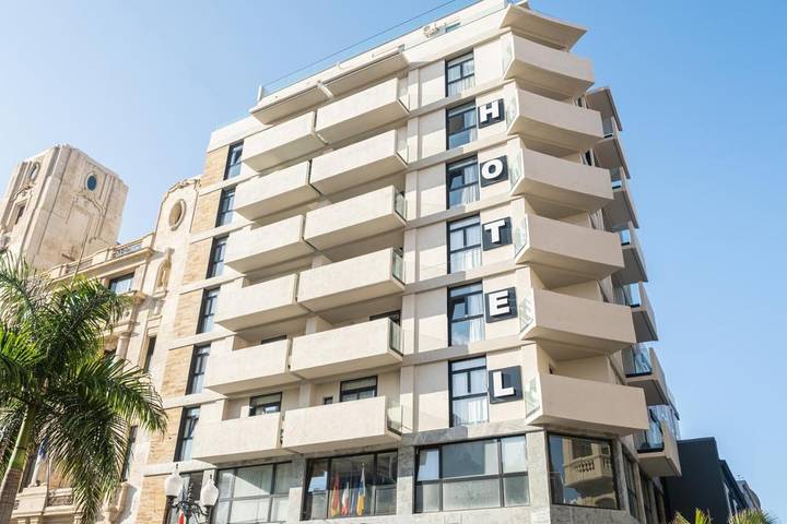 Hôtel pour 2 personnes, avec balcon et vue, animaux acceptés