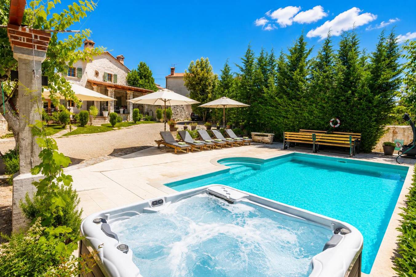 Villa für 8 Personen mit Terrasse in Žminj, Zentralistrien