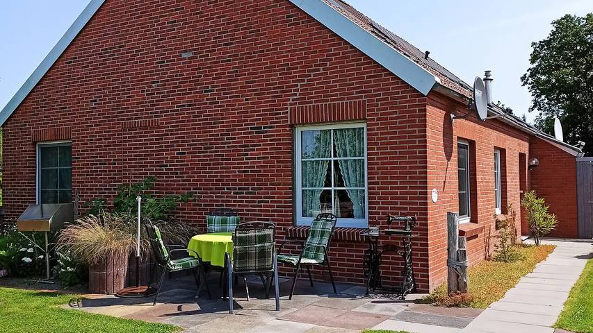 Ferienhaus für 3 Personen, mit Garten in Osteel