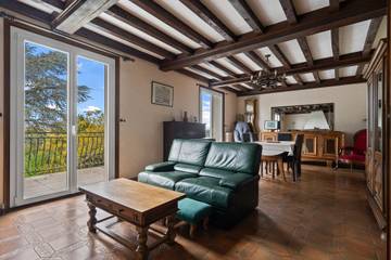 Chalet pour 4 Personnes dans Échalas, Parc Naturel Régional du Pilat, Photo 1