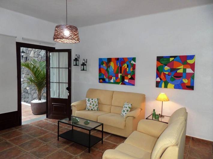 Gîte pour 4 personnes, avec jardin dans Guatiza