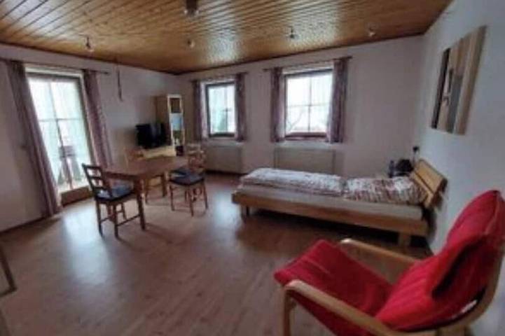 Ganze Wohnung, Ferienwohnungen mit Charme für Urlauber und Monteure in Rot an der Rot, Landkreis Biberach