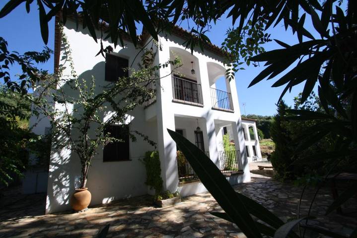 Casa rural para 2 personas, con Jardín en Almonaster la Real