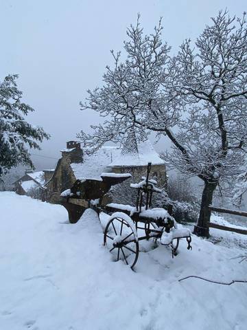 Chambre d’hôte pour 2 personnes, avec jardin dans l' Aveyron