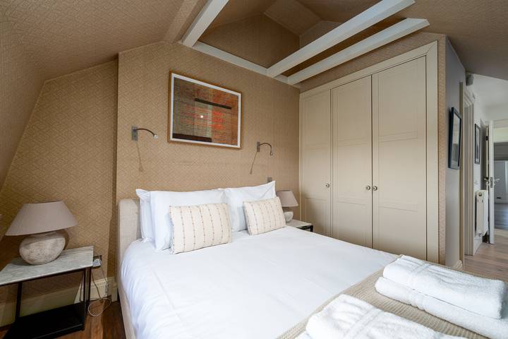 Apartment for 6 people, with balcony in Kensington and Chelsea