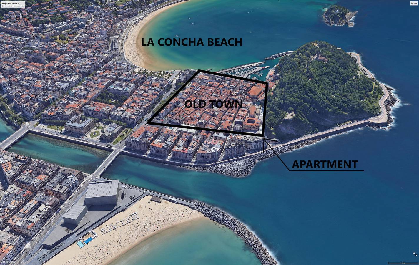 Entire apartment, Holiday apartment for 4 people in Playa de la Concha, San Sebastian