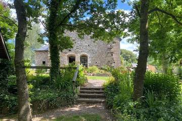 Gîte pour 6 personnes, avec jardin, animaux acceptés à Tirepied