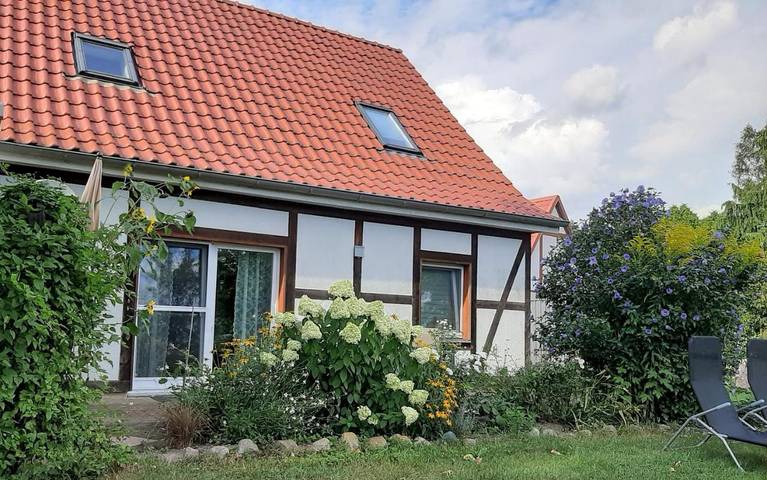Ferienwohnung für 2 Personen, mit Terrasse und Garten sowie Ausblick in Prebberede