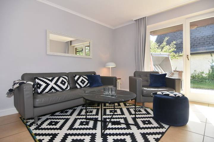 Ferienwohnung für 4 Personen, mit Terrasse und Sauna sowie Pool und Garten - 1