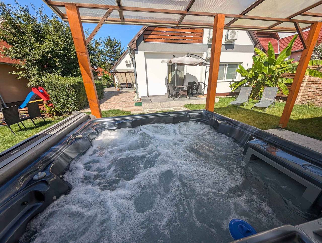 Ganze Ferienwohnung, Ferienwohnung mit Sauna, Whirlpool, Wlan und Klimaanlage  in Siofok, Siófok und Umgebung