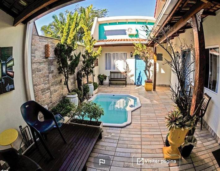 Casas e apartamentos de temporada para 3 pessoas, com jardim e piscina em Barra Velha