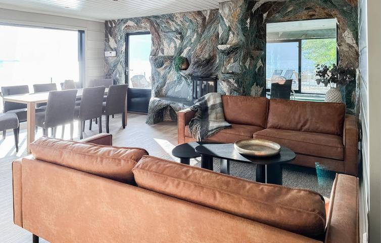 Ferienhaus für 10 Personen mit Whirlpool in Ullensvang herad