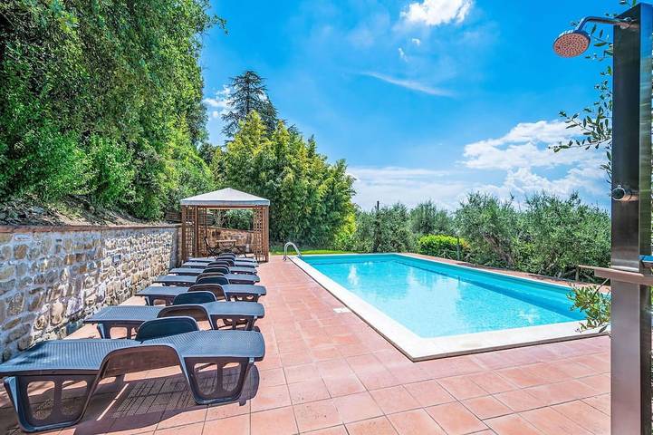 Villa für 8 Personen, mit Terrasse und Garten in San Feliciano
