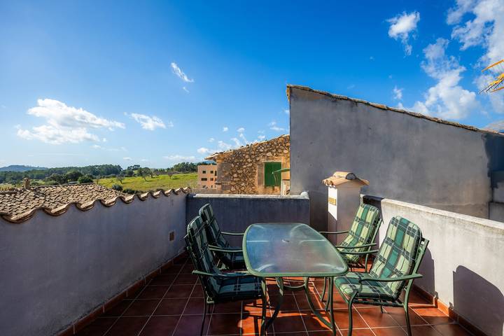 Ganze Wohnung, Edificio duplex can roses in Moscari, Selva