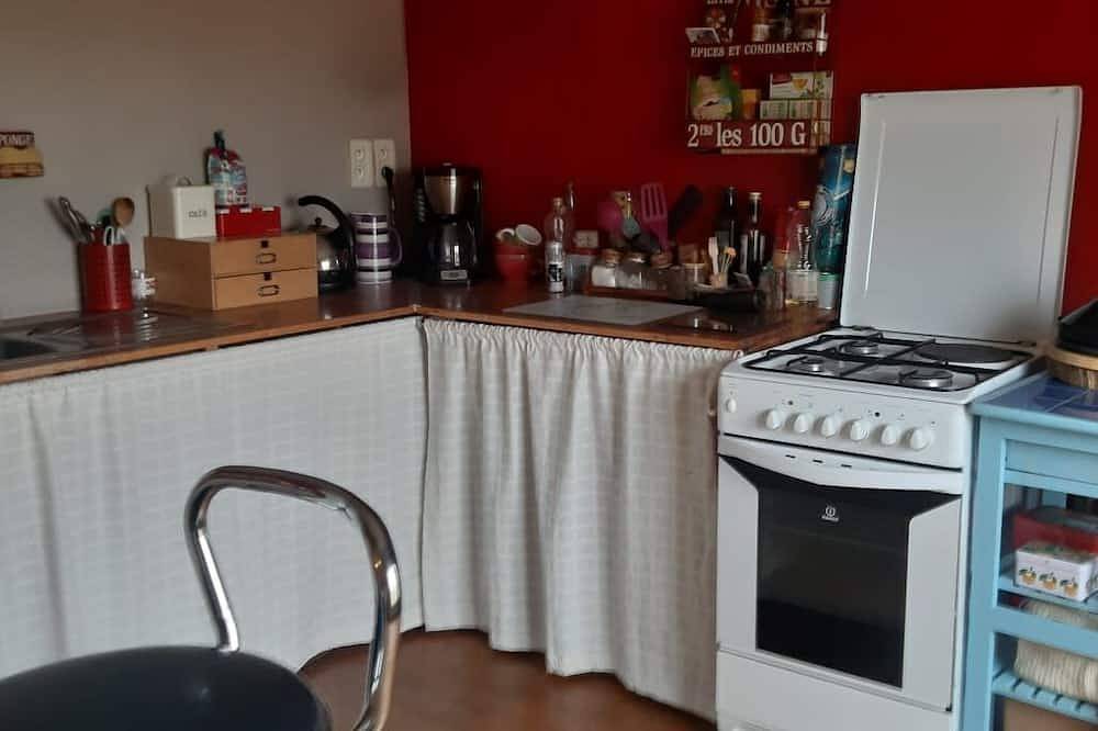 Entire apartment, Charmant T2 à Deux pas du Centre in Alençon, Alençon region