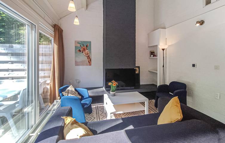 Ferienhaus für 4 Personen mit Terrasse in Aquadelta, Bruinisse