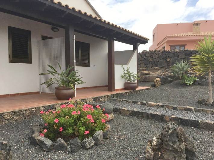 Apartamento de vacaciones para 3 personas, con vistas y jardín - 1