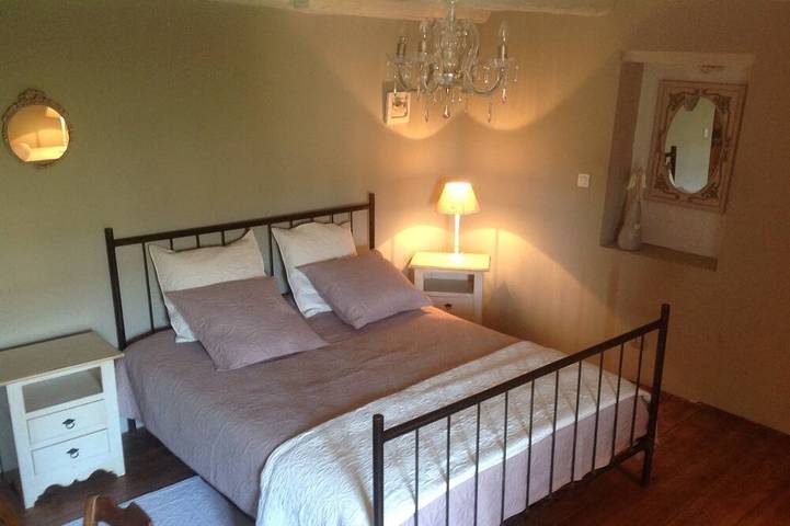 Location de vacances pour 6 personnes, avec Terrasse et Jardin à Cabannes - 3
