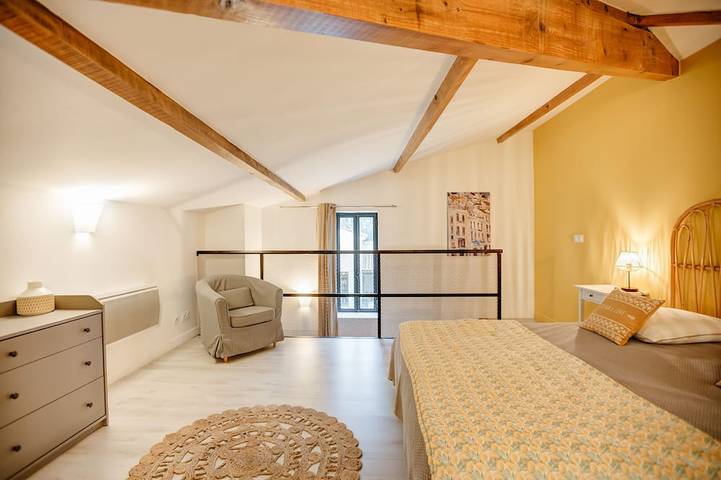 Gîte pour 3 personnes, avec terrasse et piscine à Pont-Saint-Esprit - 3