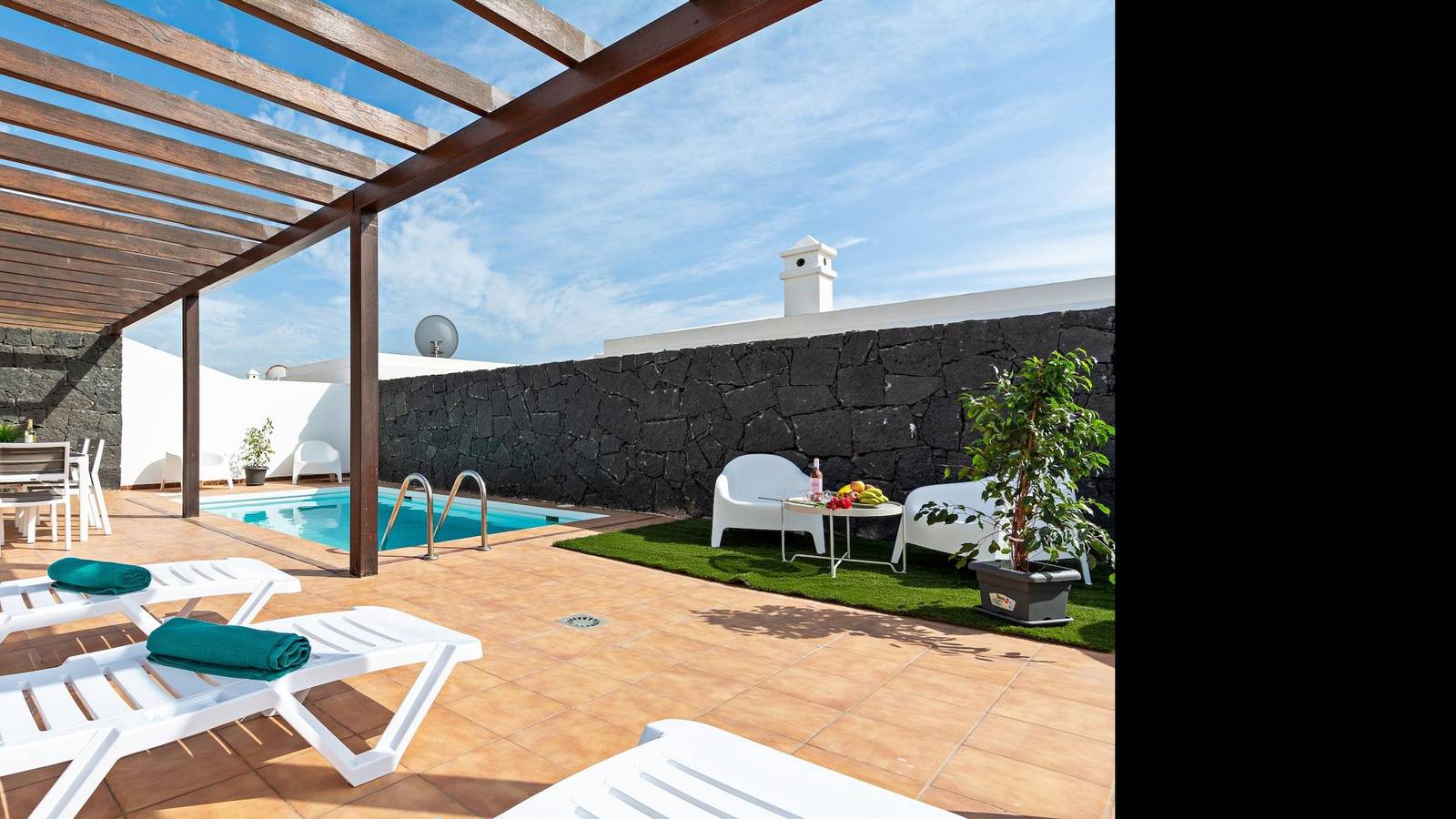 Villa Vela con Piscina Privada en Playa Blanca in Playa Blanca, Yaiza