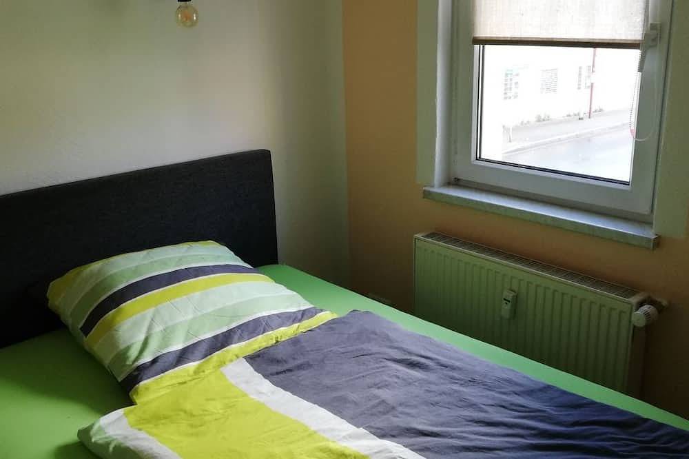Ganze Wohnung, Kleine Ferienwohnung in Freital bei Dresden in Freital, Osterzgebirge