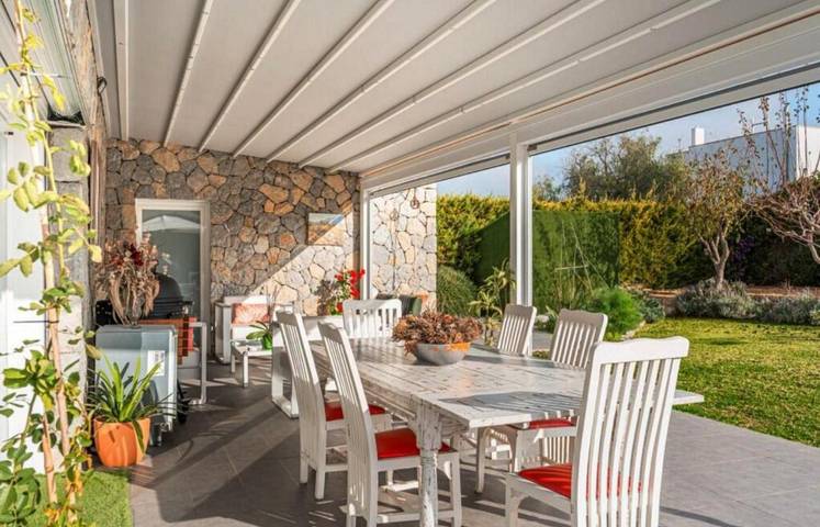 Casa rural para 8 personas, con piscina además de terraza y jardín en El Toro - 3