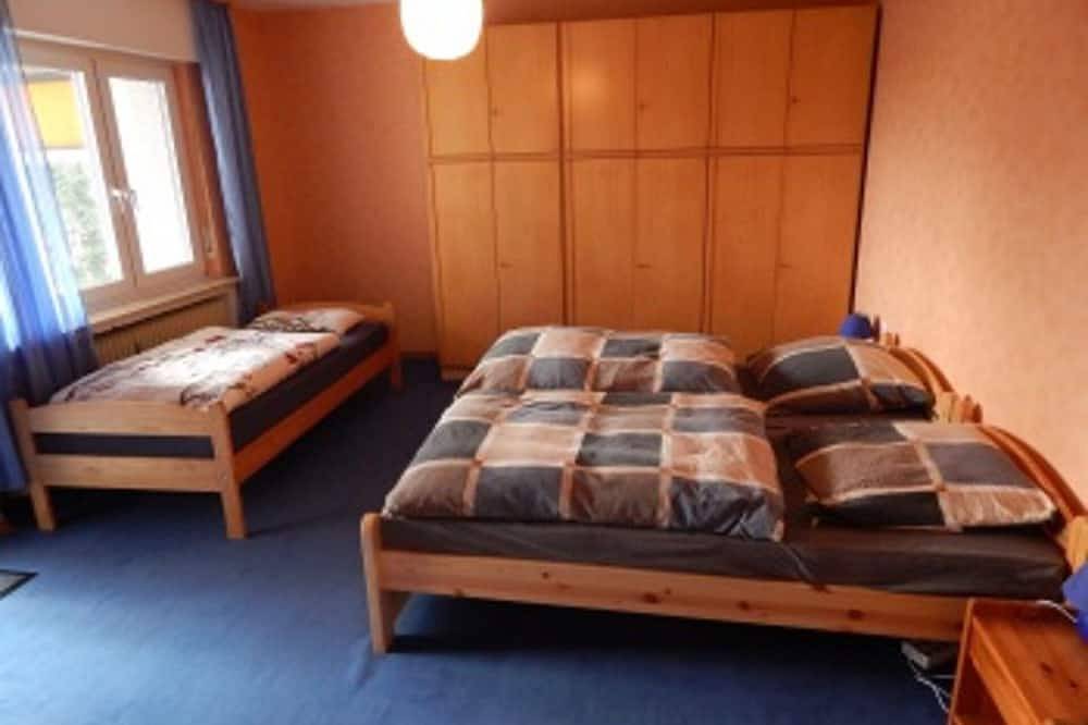 Ganze Wohnung, Fewo Daum - Messe-/Monteur-/Ferienwohnung - ruhig und doch zentral - Nähe A1 in Wermelskirchen, Rheinisch-Bergischer Kreis