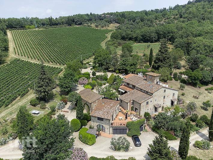 Casa vacanza per 6 persone, con terrazza e balcone/terrazza nonché piscina a Pontassieve