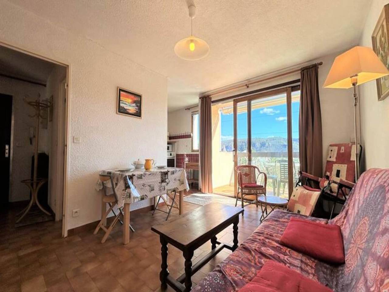 Apartamento entero, Apartamento en Provenza con terraza panorámica in Gréoux-les-Bains, Parc naturel régional du Verdon