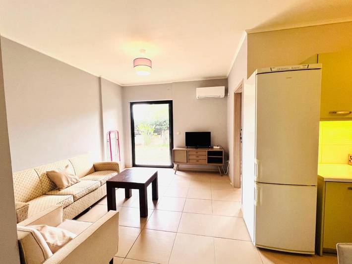 Chambre d’hôte pour 2 personnes, avec jardin ainsi que piscine et vue, animaux acceptés