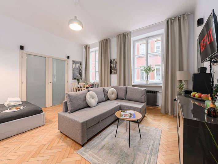 Ferienwohnung für 6 Personen, mit Terrasse und Garten in Warschau