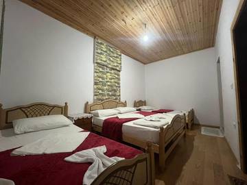 Maison d’hôte pour 3 personnes, avec jardin dans Theth
