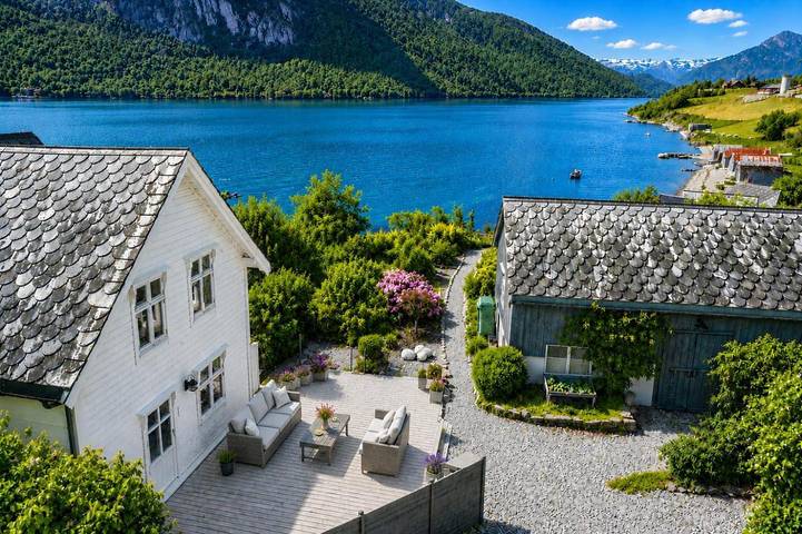 Villa für 8 Personen, mit Sauna und Seeblick sowie Ausblick und Garten, mit Haustier - 1