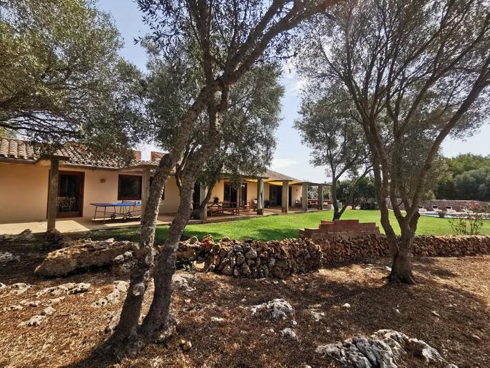 Casa rural para 8 personas, con jardín además de vistas y piscina en Maó - 2