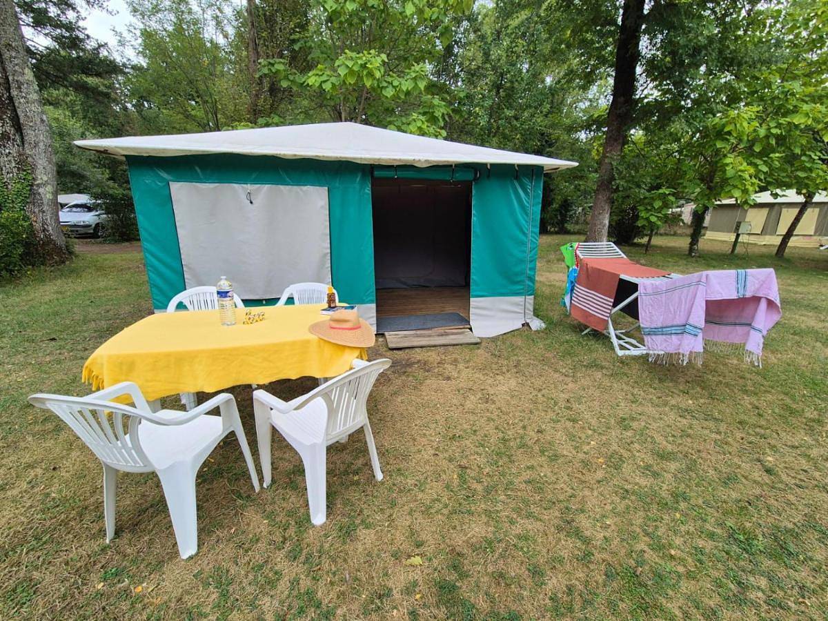 Camping les Peupliers in Vendays-Montalivet, Regionaler Naturpark Médoc