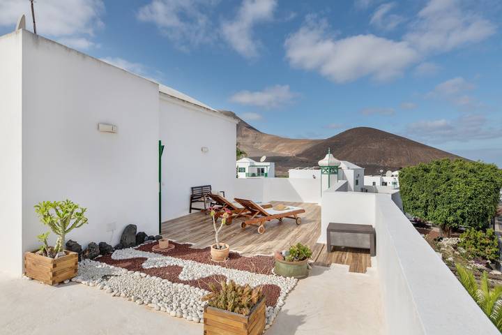 Junior Suite mit Terrasse für Urlaub mit Wlan und Klimaanlage in Yaiza, Timanfaya