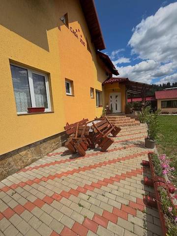 Gîte pour 2 personnes, avec vue et jardin dans Dorna-Arini