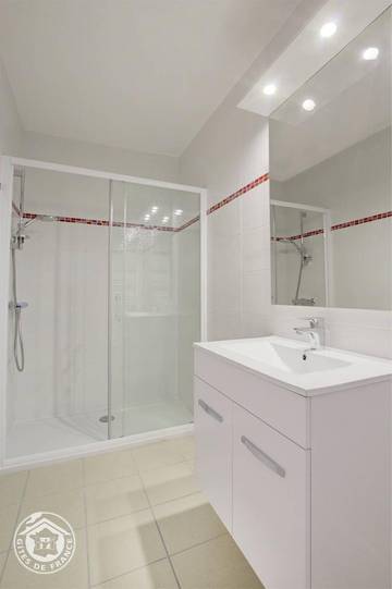 Gîte pour 3 Personnes dans Montaimont, Région de Saint-Jean-de-Maurienne, Photo 3