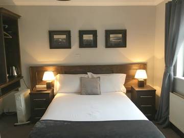 Gîte pour 4 personnes, avec vue dans Dunglow