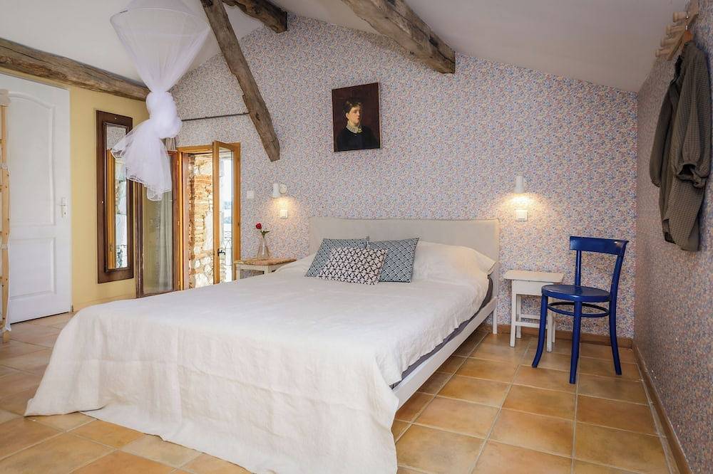 Vacation Castle Chateau Mondou in Villeneuve-sur-Lot, Villeneuve-sur-Lot region