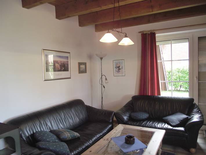 Ferienhaus für 4 Personen, mit Terrasse und Balkon/Terrasse sowie Pool in Wangerland - 3