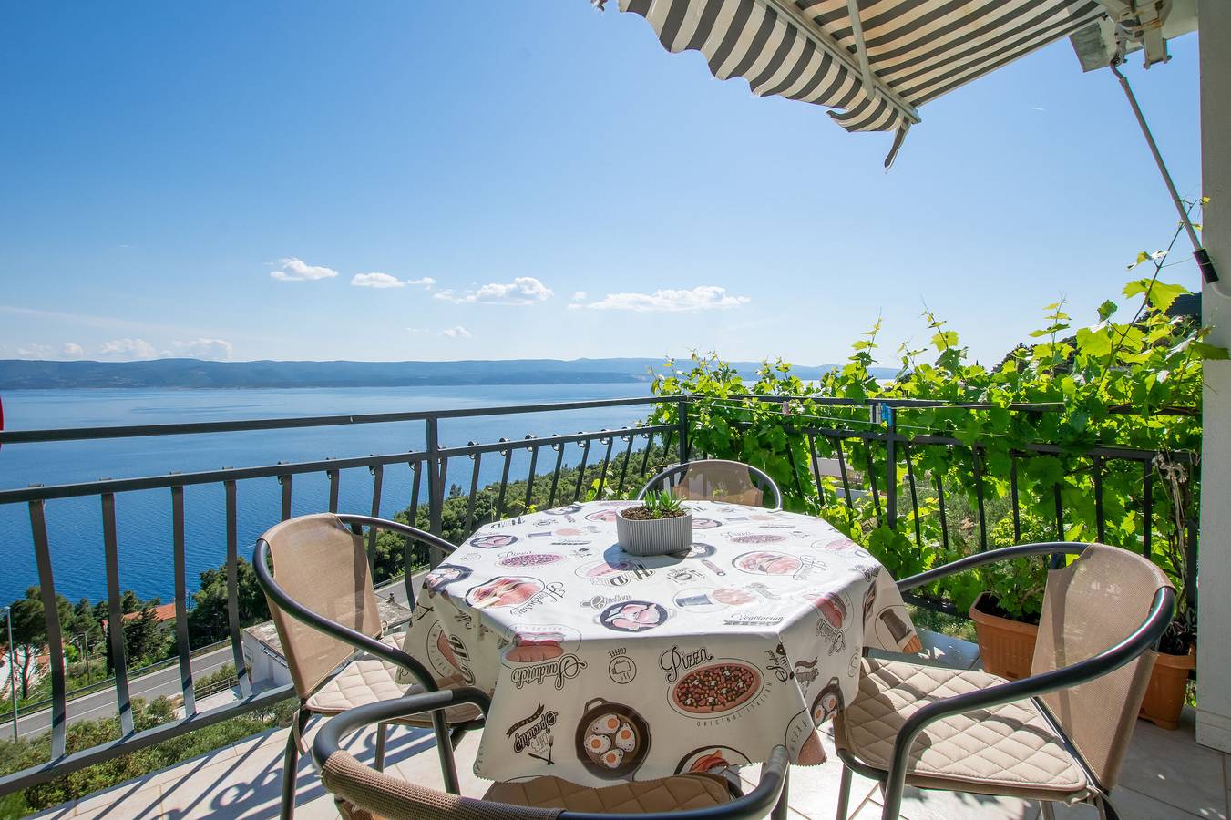 Ganzes Studio, Apartments Zorica in Marusici, Split-Dalmatien