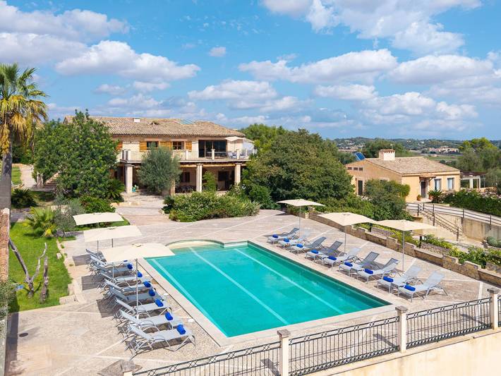 Finca für 26 Personen, mit Terrasse und Garten sowie Pool und Ausblick auf Mallorca Inselmitte - 2