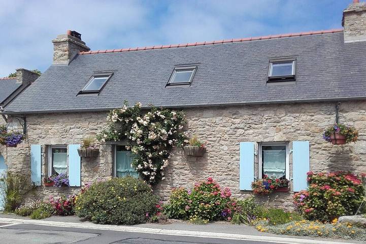 Location de vacances pour 7 personnes, avec terrasse et jardin dans Plage De Kervenni Plouguerneau