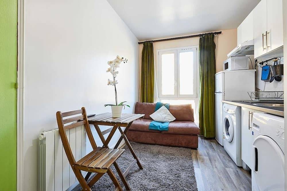 Apartamento entero, Dos habitaciones cerca de Paris in Pantin, Sena-Saint Denis