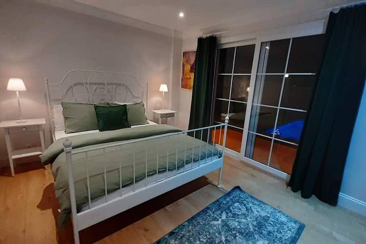 Cozy Winter Villa with Heated Pool. Toscana feeling by foça in Türkische Ägäis
